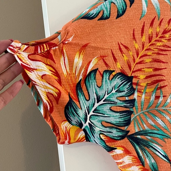 French Laundry Tropical Short Sleeve Summer Blouse Women’s Size Medium - Picture 2 of 14